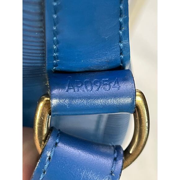 Louis Vuitton Noé PM Bucket Bag Blue Epi Leather Vintage 1994 Made in France - Picture 6 of 13